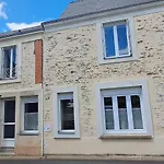 Dans Maison De Caractere
