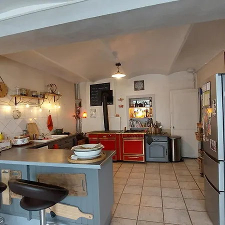 Dans Maison De Caractere La Possonnière