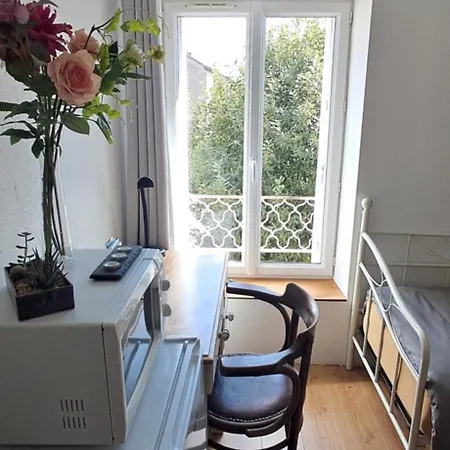 2 Dans Maison De Caractere * La Possonnière