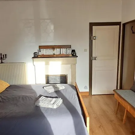 2 Dans Maison De Caractere La Possonnière