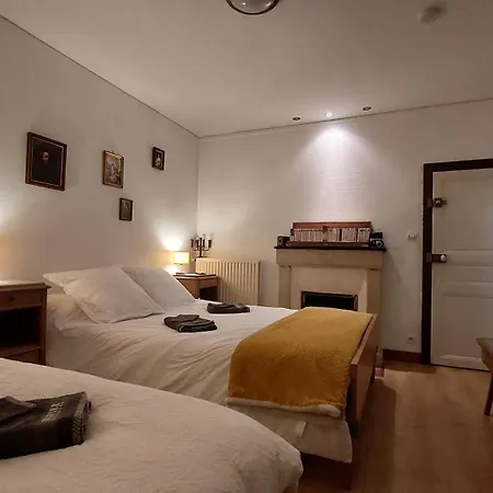 Dans Maison De Caractere La Possonnière